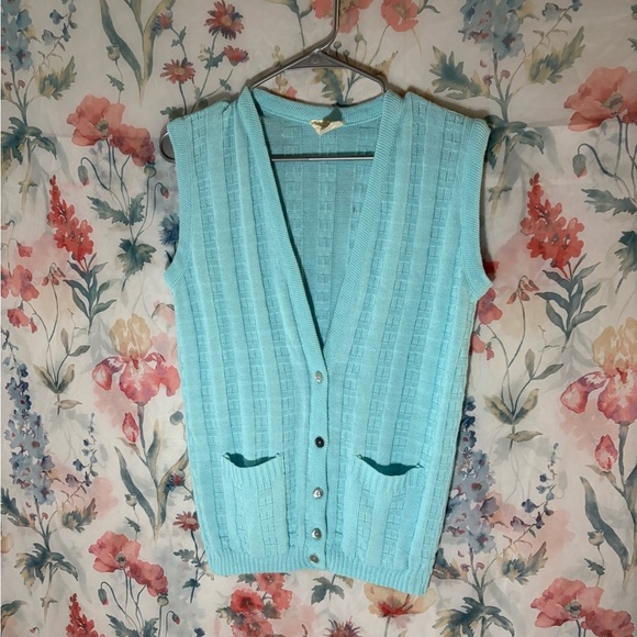 Vintage Sky Blue V-Neck Sleeveless Sweater Vest - Picture 2 of 6